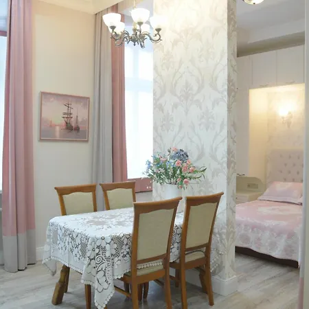 Ekskluzywny Apartament W Palacu Z Parkiem Palac Chociule Swiebodzin Exterior photo