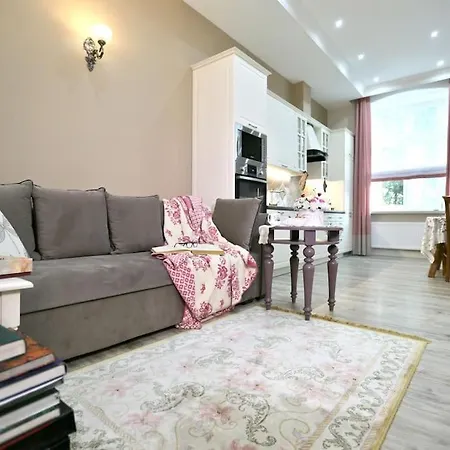 Ekskluzywny Apartament W Palacu Z Parkiem Palac Chociule Swiebodzin Exterior photo