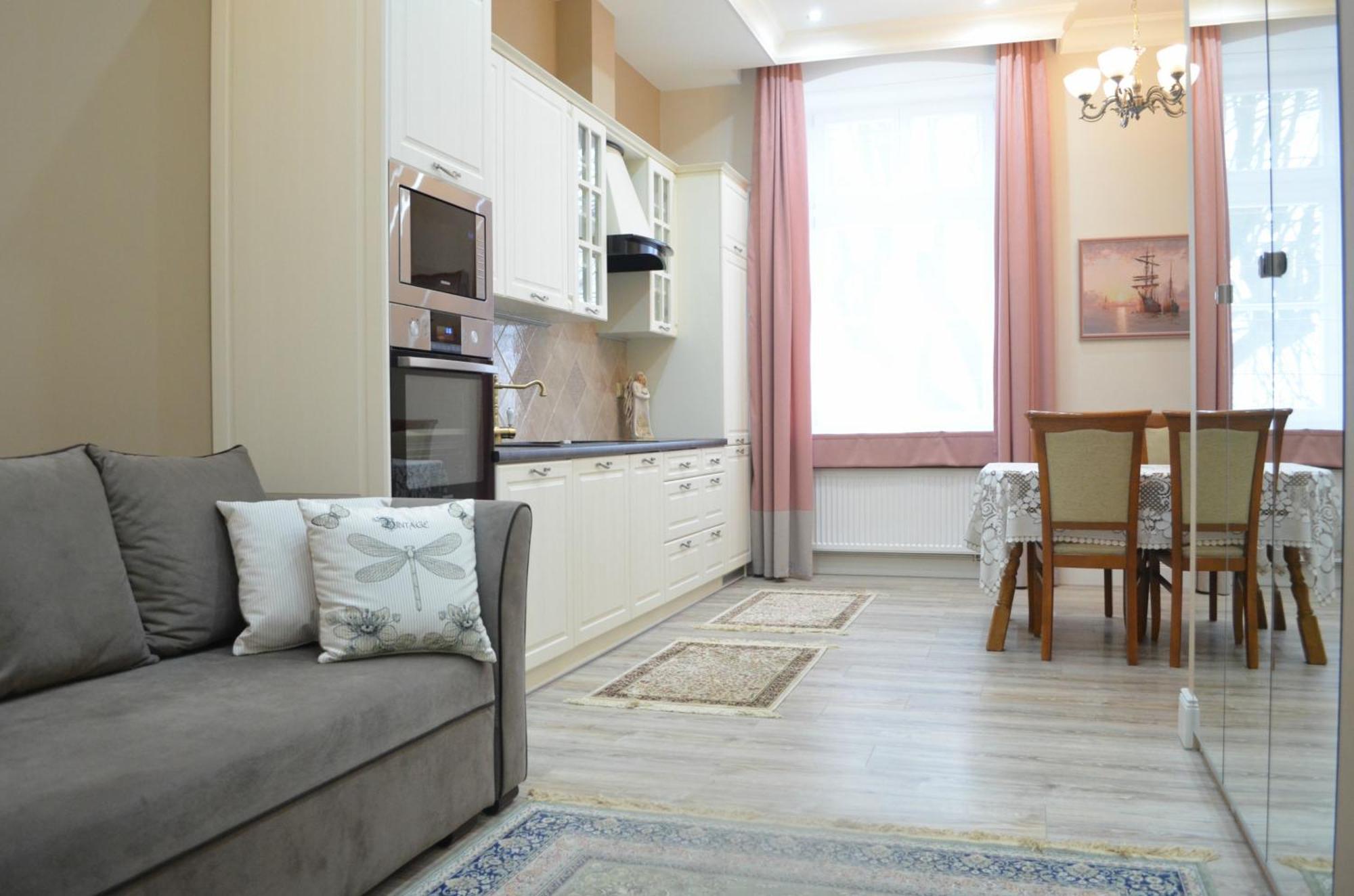 Ekskluzywny W Palacu Z Parkiem Palac Chociule Apartment